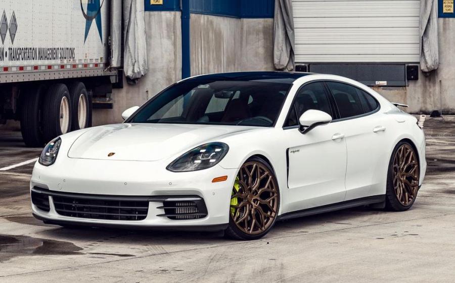 Porsche Panamera 4 on Vossen Wheels '2019